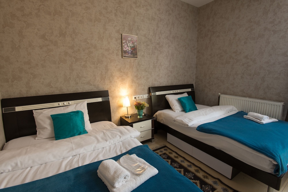 Standard Twin Room photo 1