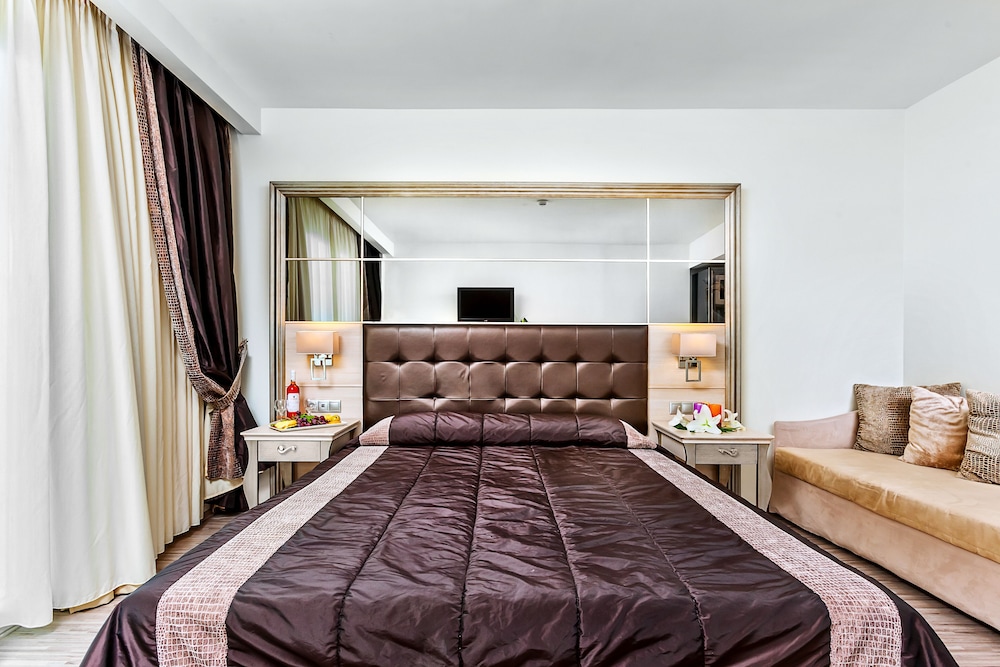 Superior Room, Garden View photo 1