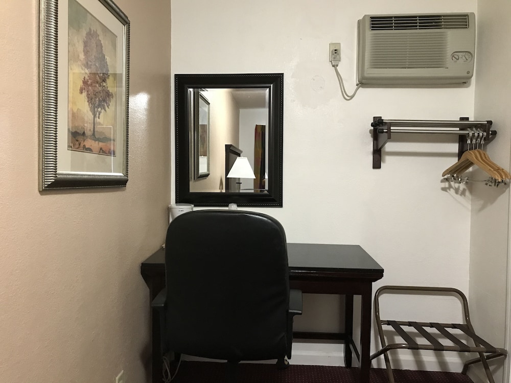 Room photo 3