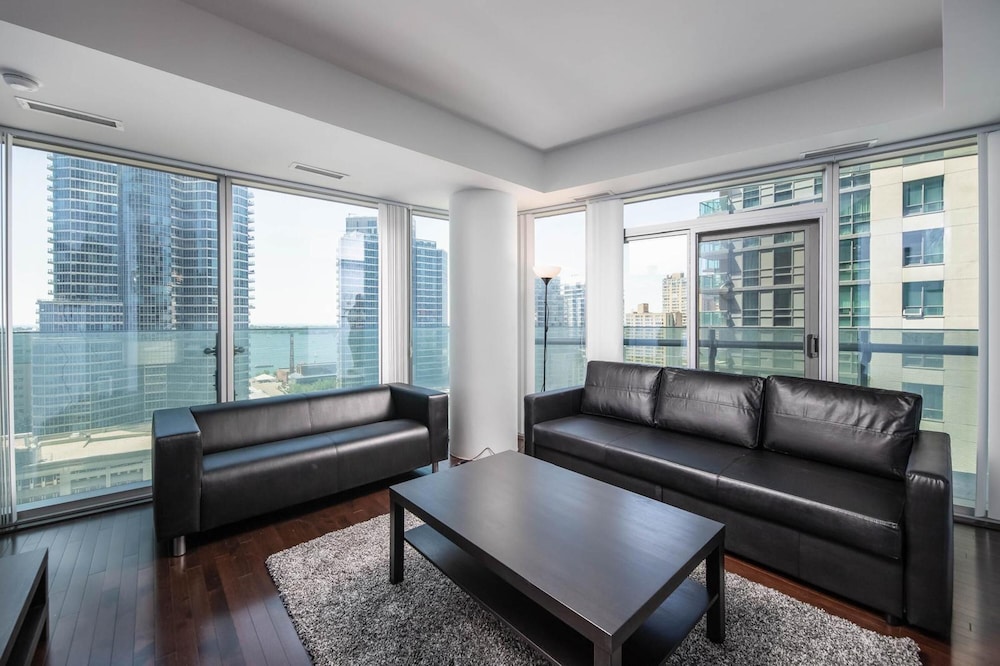 Family Suite, 3 Bedrooms, 2 Bathrooms, City View