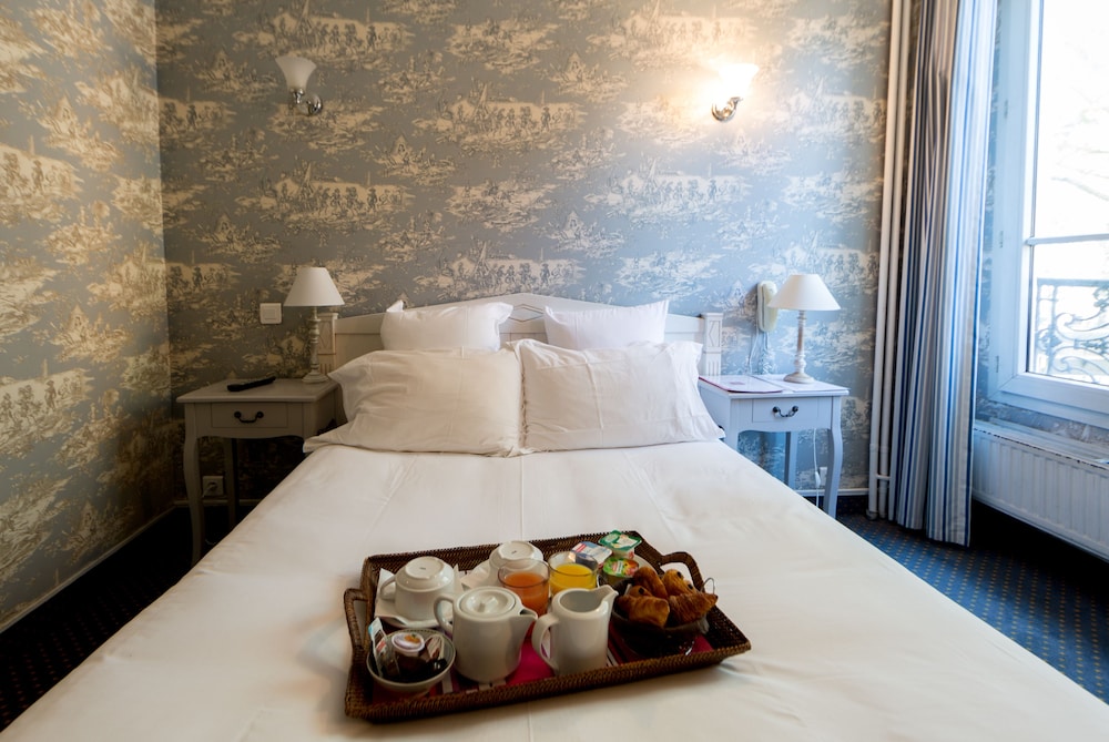 Superior Double or Twin Room photo 1