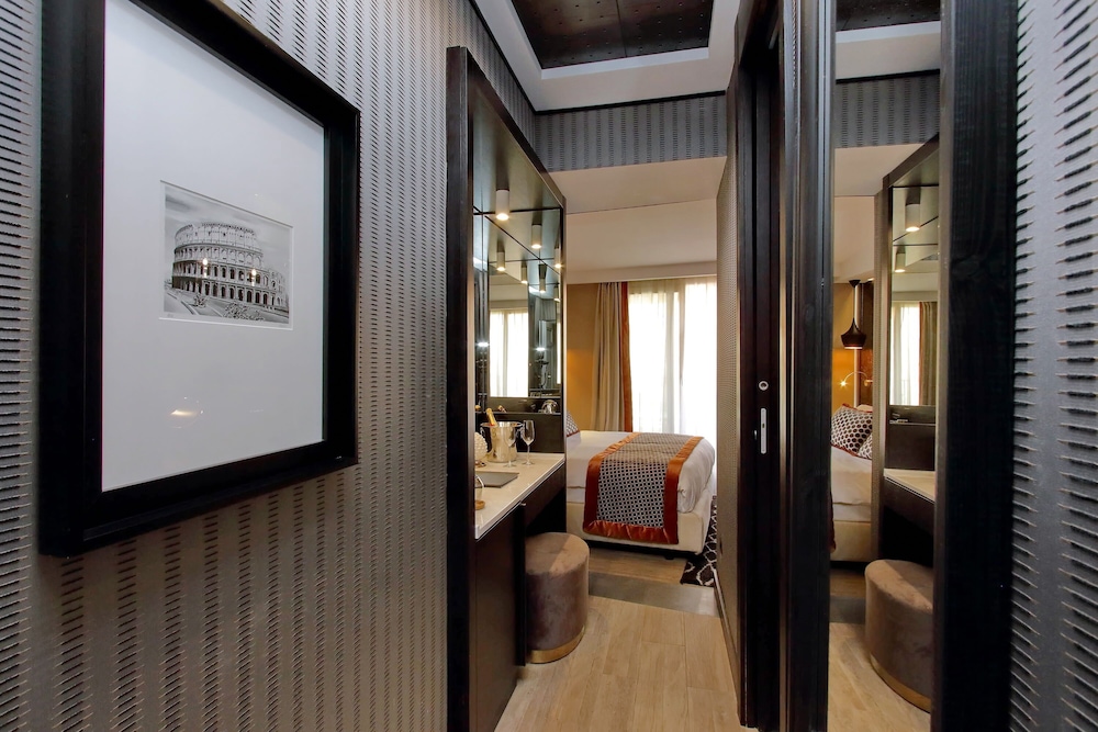Exclusive Triple Room photo 1