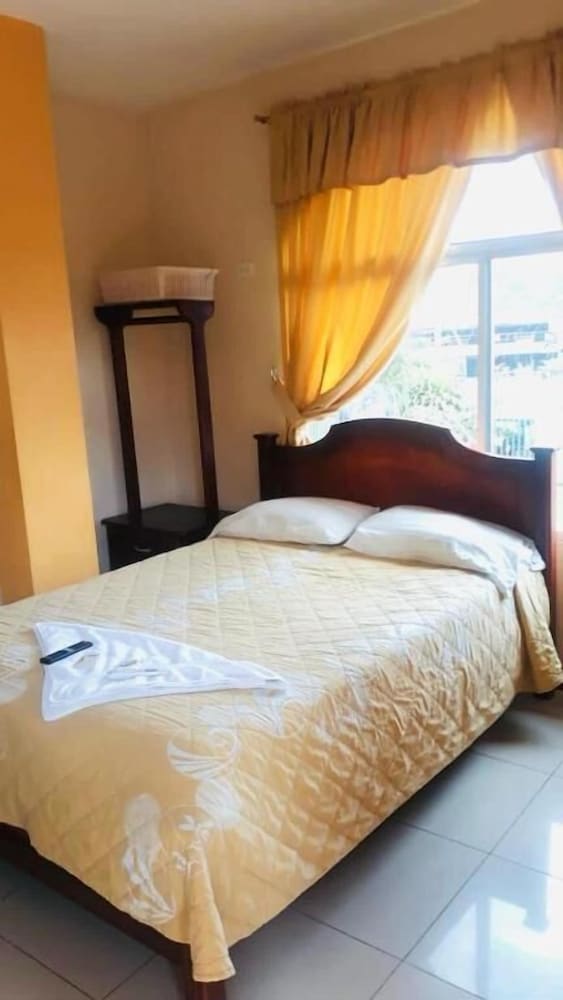 Standard Double or Twin Room photo 1