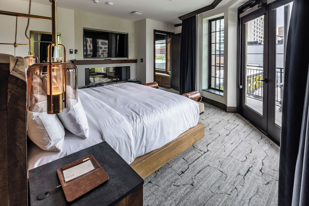 Timeless Terrace Suite - Photo 1