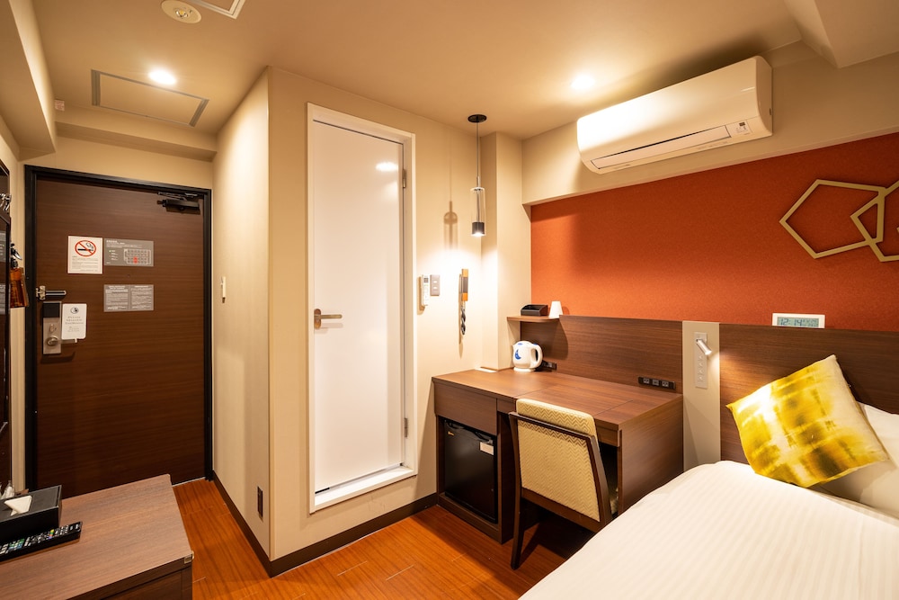 Single Room photo 3