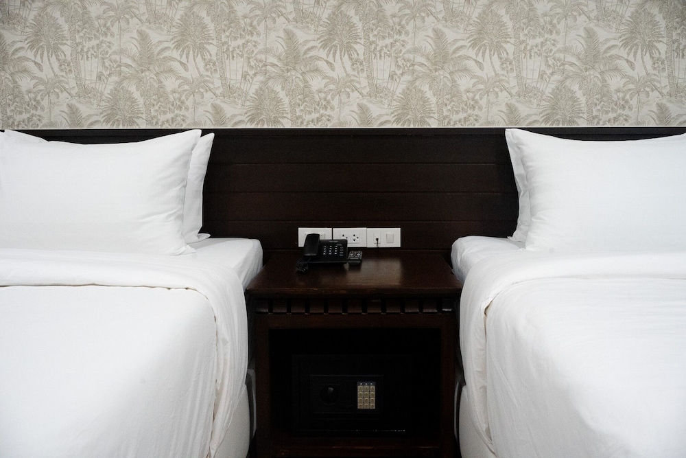 Standard Twin Beds, Non Smoking