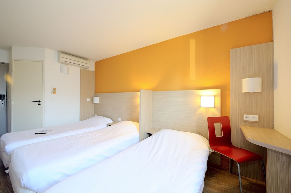 Triple Room - Photo 6
