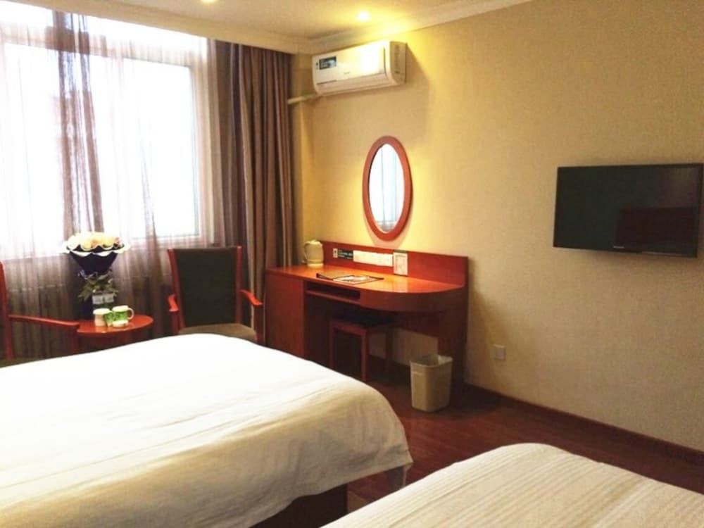 Twin Room - Photo 2