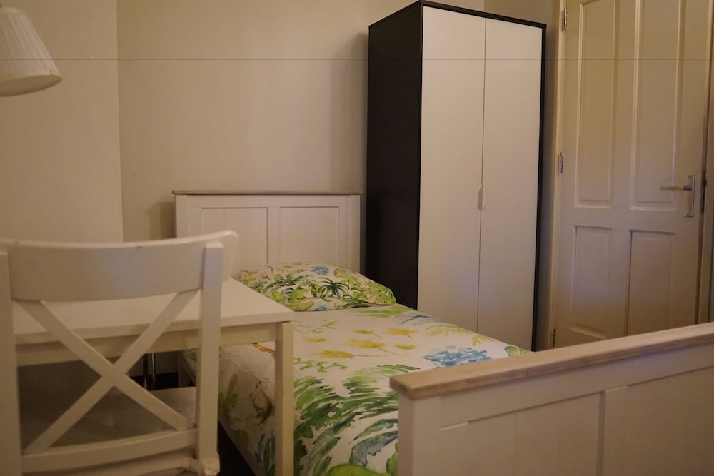 Deluxe Room, 1 Double Bed, Poolside