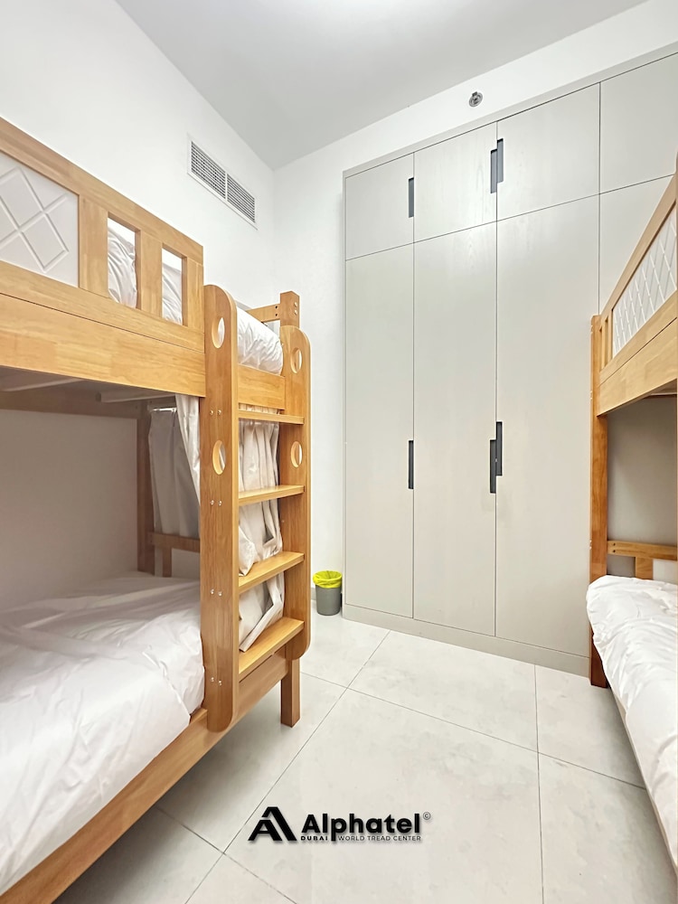 Comfort Stay Bunk in 6-Bed Mixed Dorm photo 1