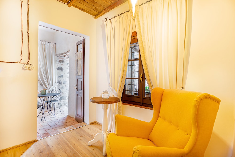 Junior Suite, Patio, Ground Floor - Photo 5