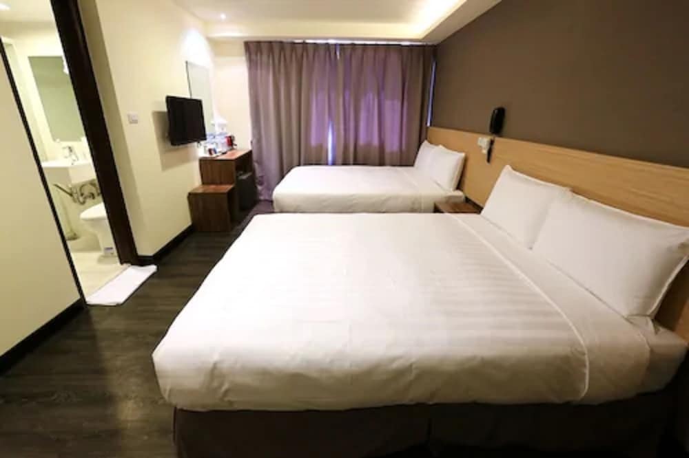 Quadruple Room photo 3