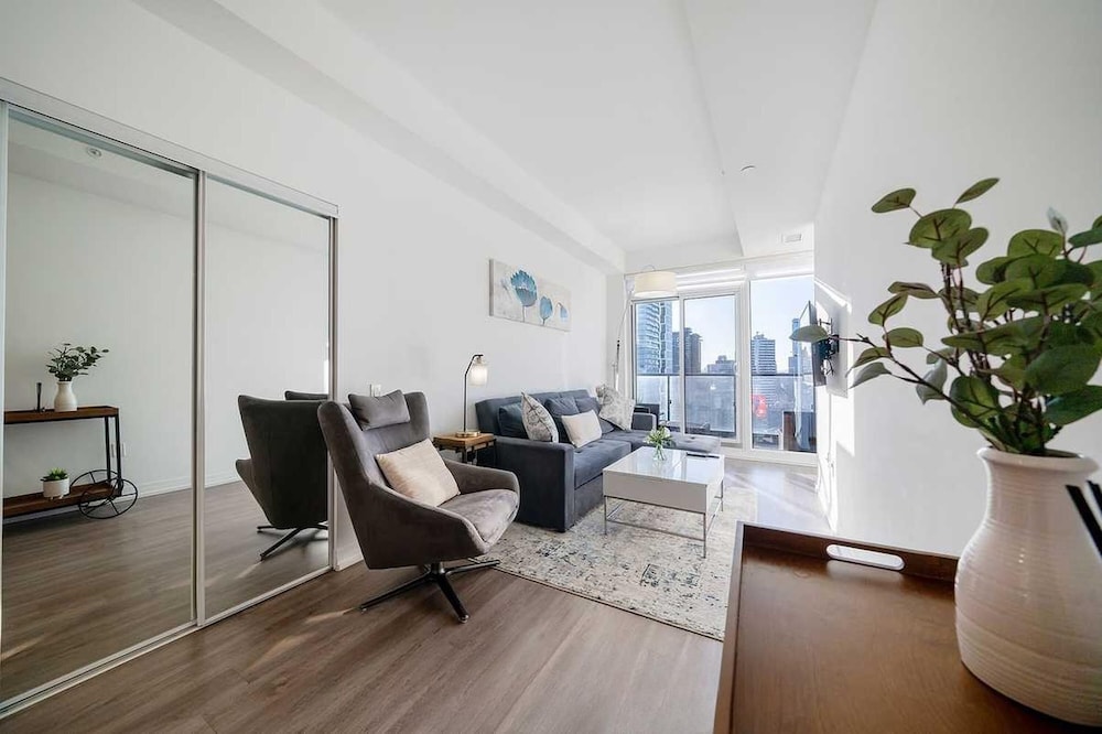 Grand Apartment, Multiple Beds, City View