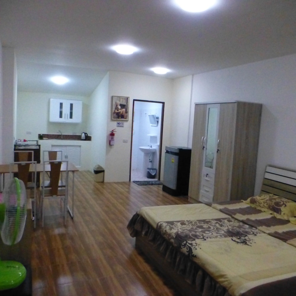 Apartment, 2 Bedrooms, Smoking, Private Pool