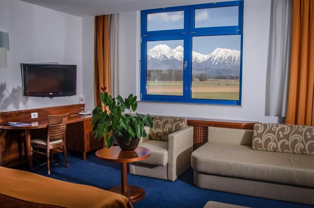 Panoramic Triple Room