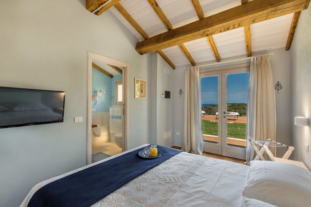 Deluxe Double Room, Sea View photo 1