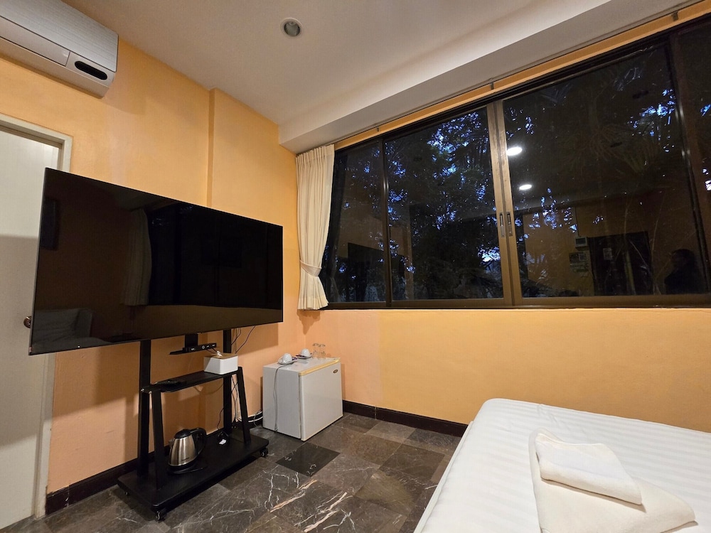 Double Room - Photo 10