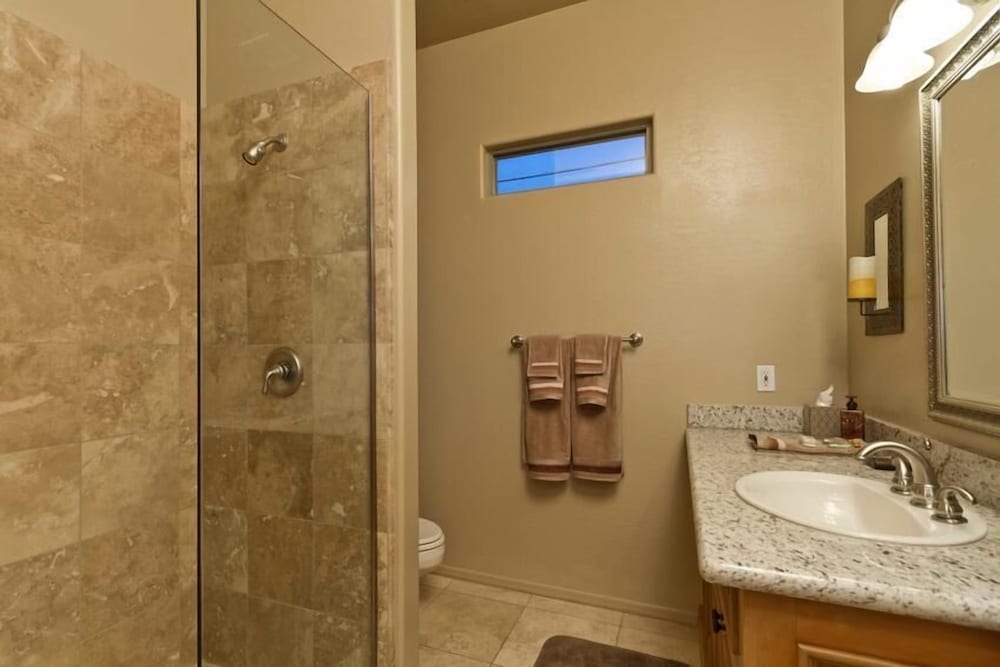 Condo, 3 Bedrooms photo 3