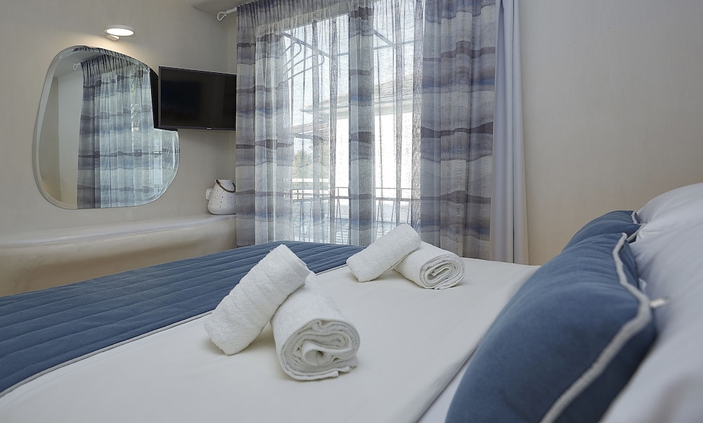 Villa, 3 Bedrooms, Sea View photo 2