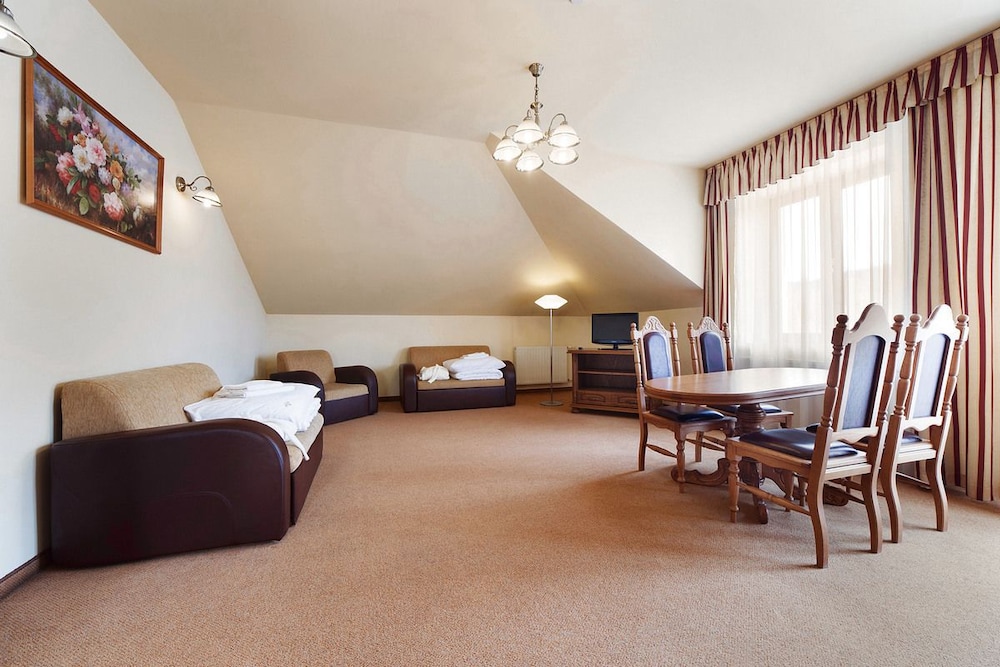 Comfort Suite photo 1