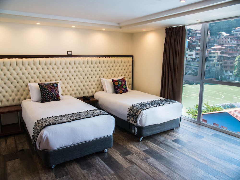 Deluxe Room, Mountain View photo 2