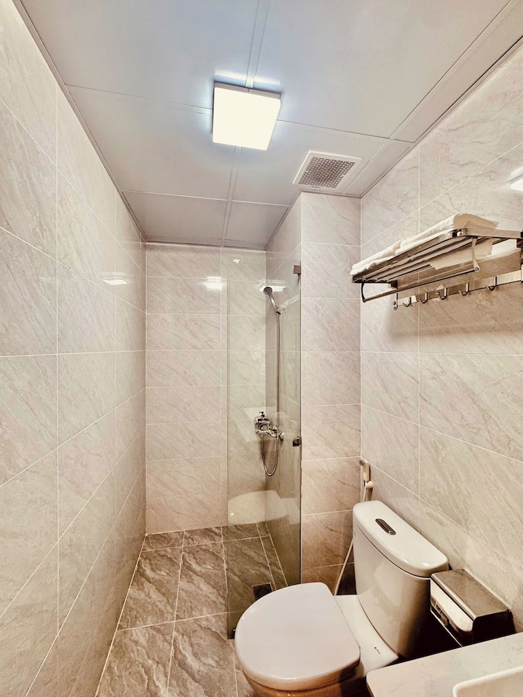 Deluxe Double Room, 1 King Bed, City View