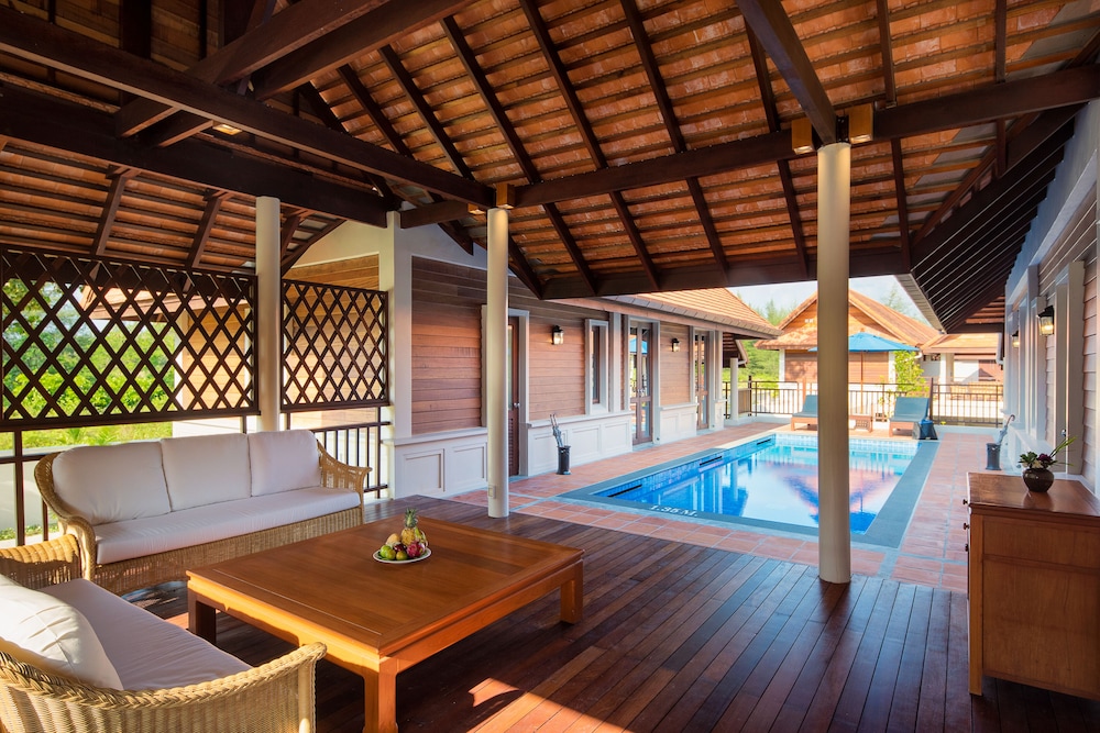 2 Bedroom Pool Villa Garden