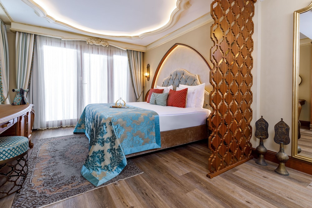 Romantic Suite - Photo 1
