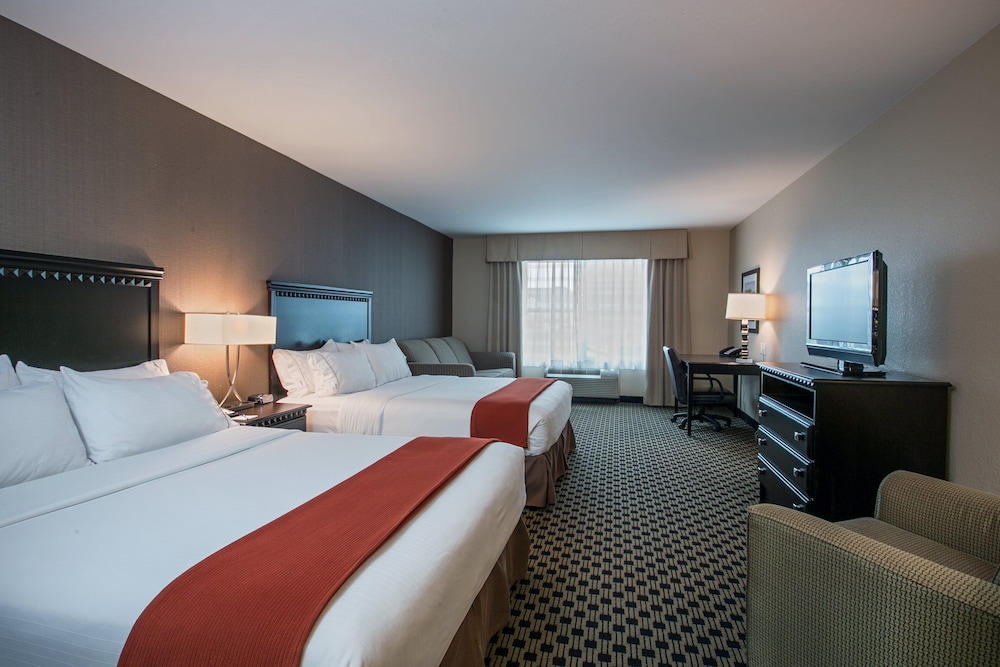 Standard Room, Multiple Beds photo 2