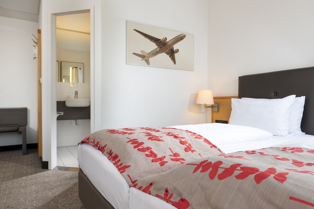 Premium Room, 2 Twin Beds - Photo 4