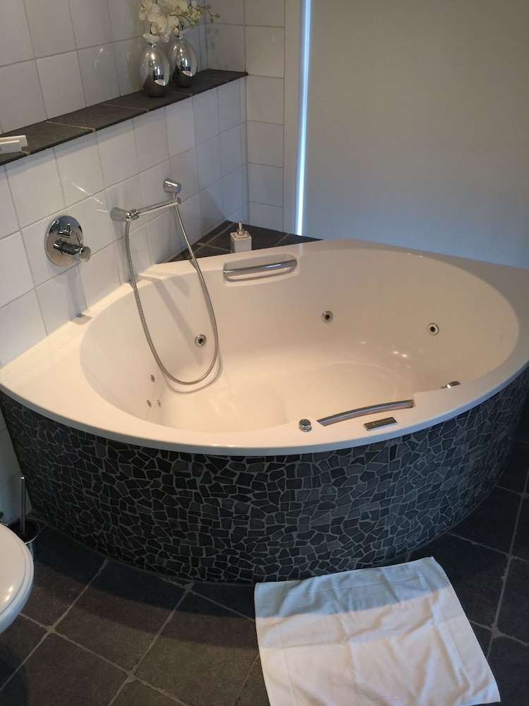 Suite photo 2