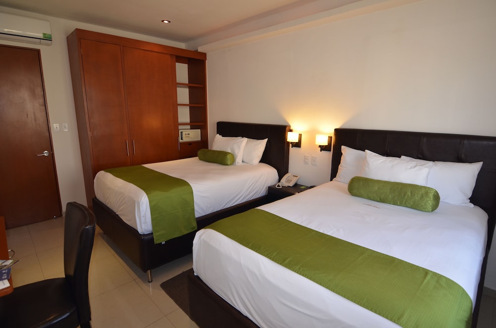 Deluxe Double Room photo 2