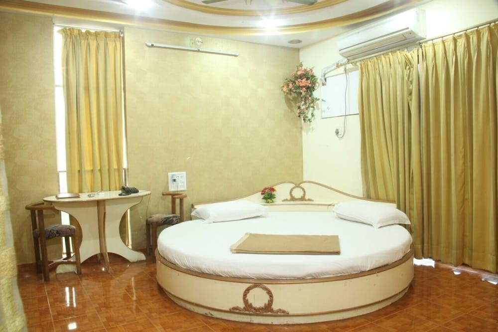 Economy Double Room photo 1