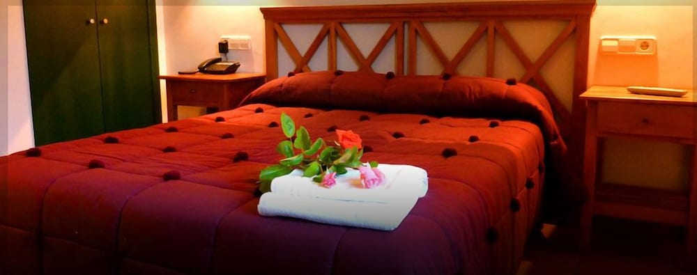Habitación Doble Estándar o con Dos Camas Individuales.