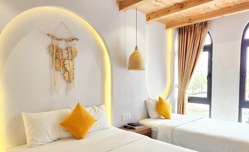 Standard Triple Room, Multiple Beds, Ground Floor
