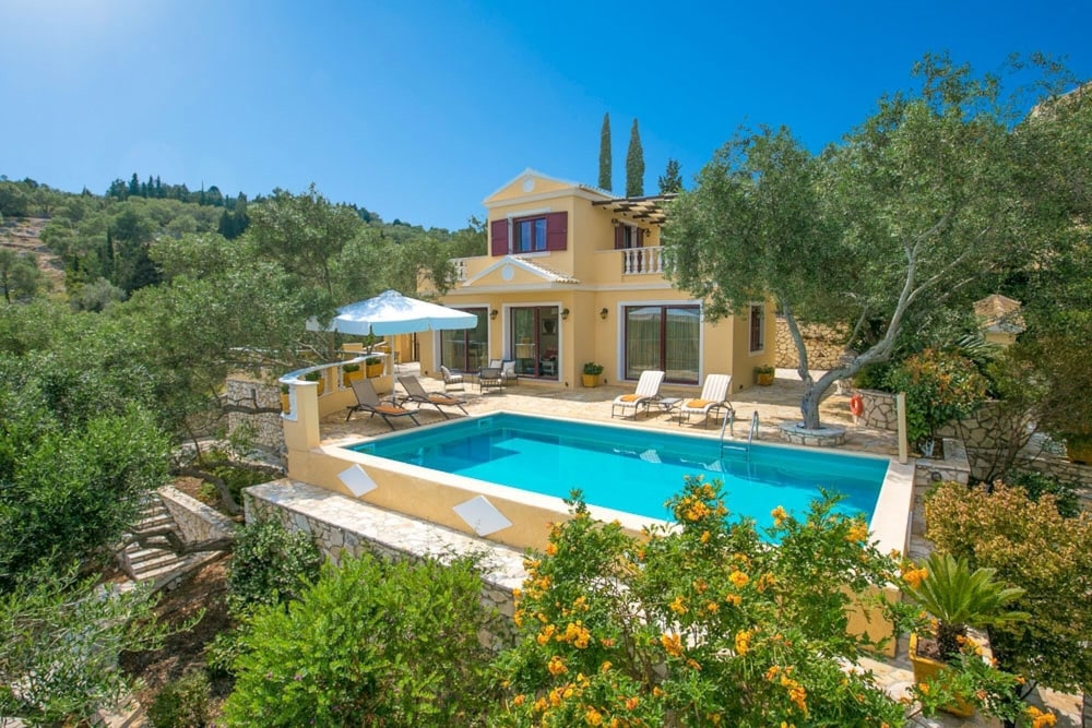 Villa photo 3