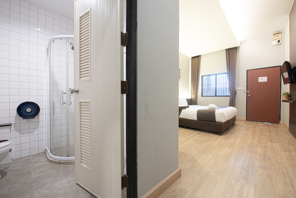 Signature Double Room - Photo 8