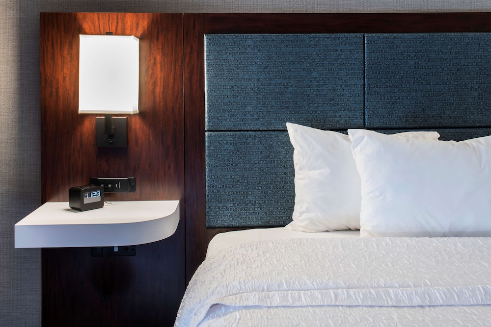 Room, 1 King Bed, Non Smoking - Photo 1