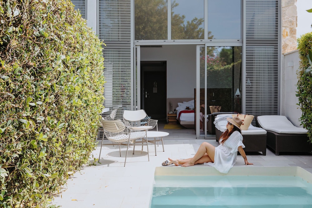 Room, Private Pool (Cocoon King, Plunge Pool)
