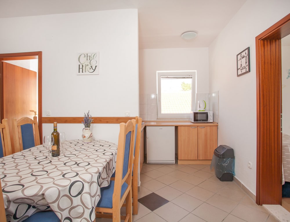 Apartment, 2 Bedrooms, Balcony, Sea View photo 3