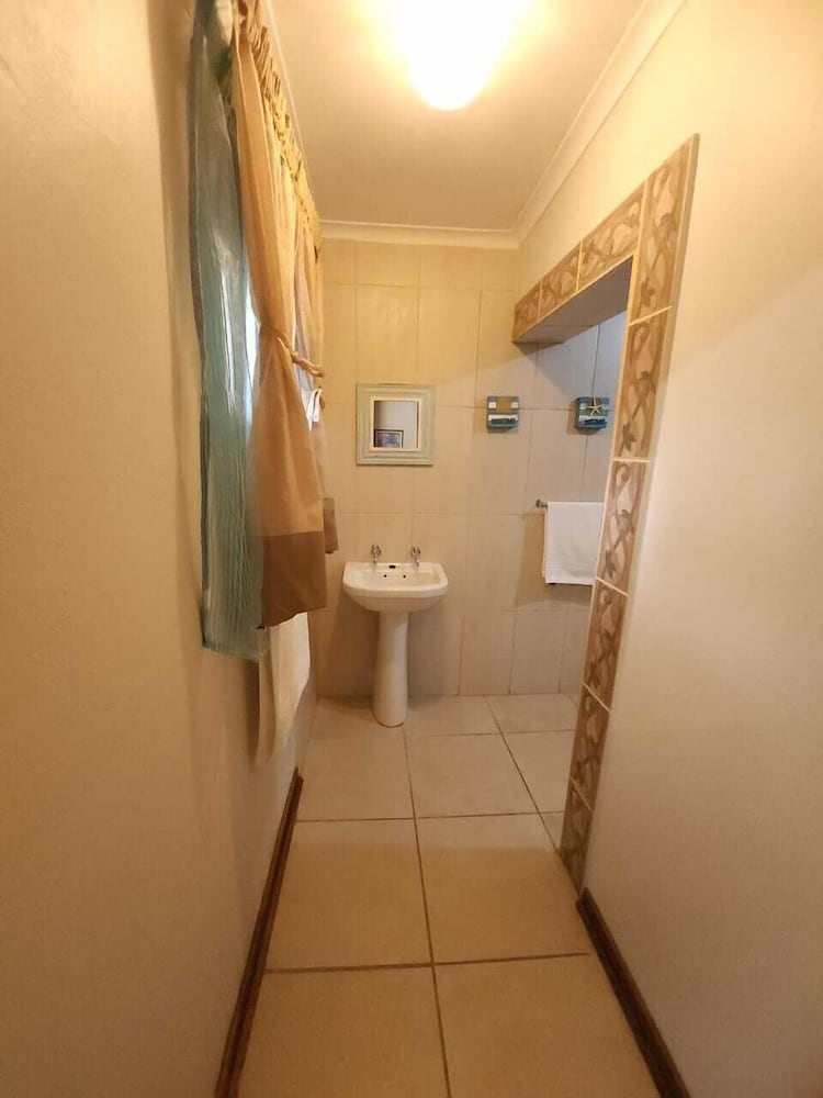 5-6 Sleeper Self Catering Rooms - Photo 7