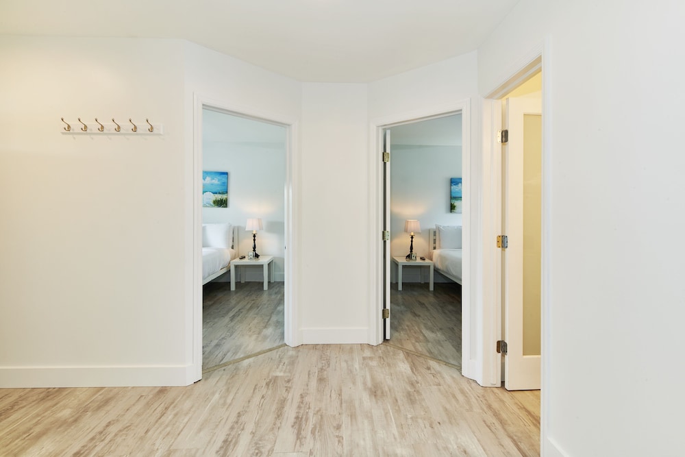Seagrass Suite
