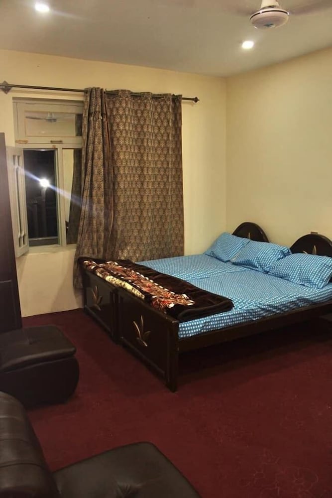 Standard Double Room - Photo 3