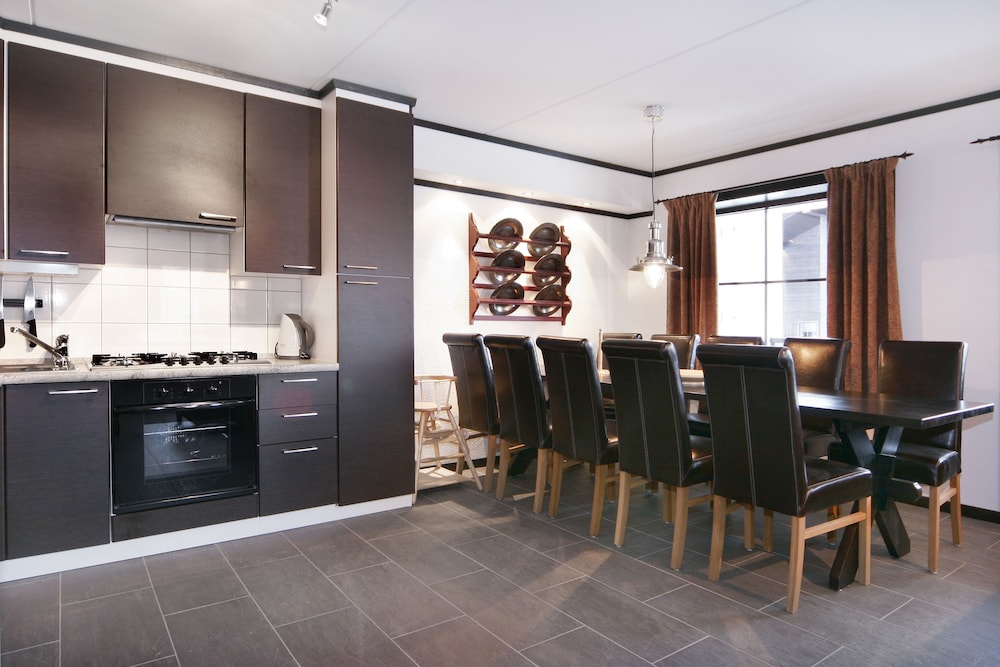 Family Apartment, 3 Bedrooms, Sauna, Slope side (10 Beds)
