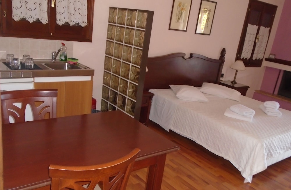 Double Room, Garden View photo 3