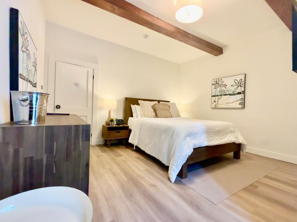 Classic Double Room, 1 Queen Bed