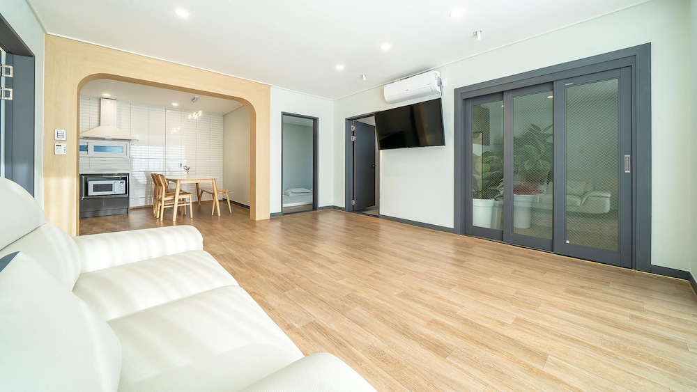 Basic Room, 2 Bedrooms (U9STAY) photo 2