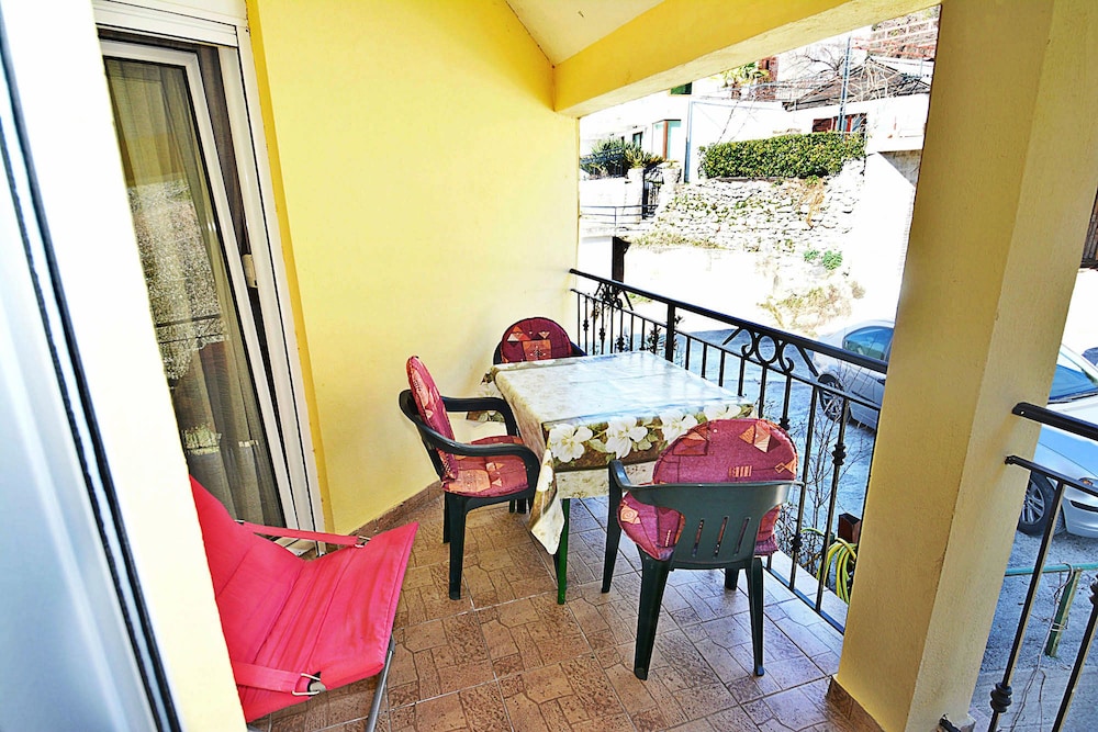 Studio, Terrace (3 Beds) photo 1