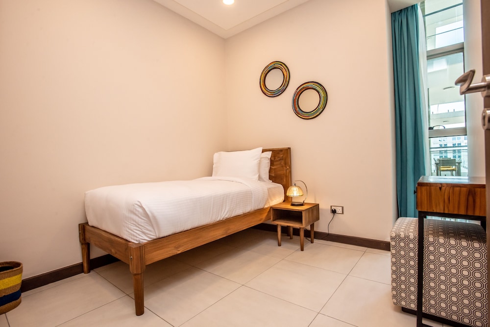 1.5 Bedroom Superior Suite thumbnail 6