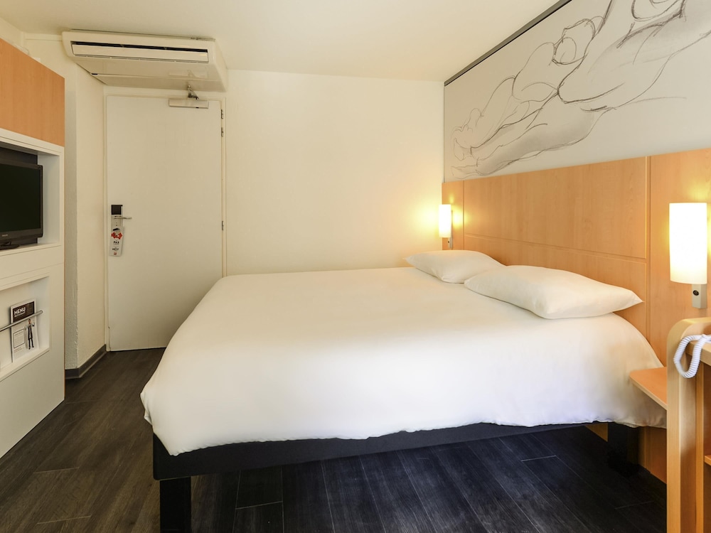 Comfort Room, 1 Double Bed, Courtyard View - Photo 4